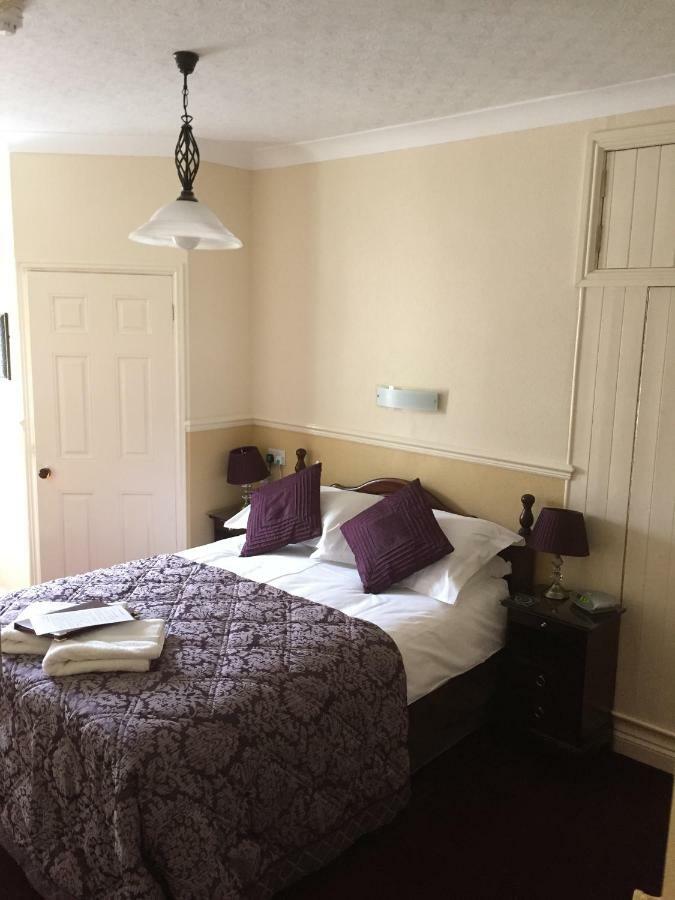 ويتبي The Arches Guest House المظهر الخارجي الصورة